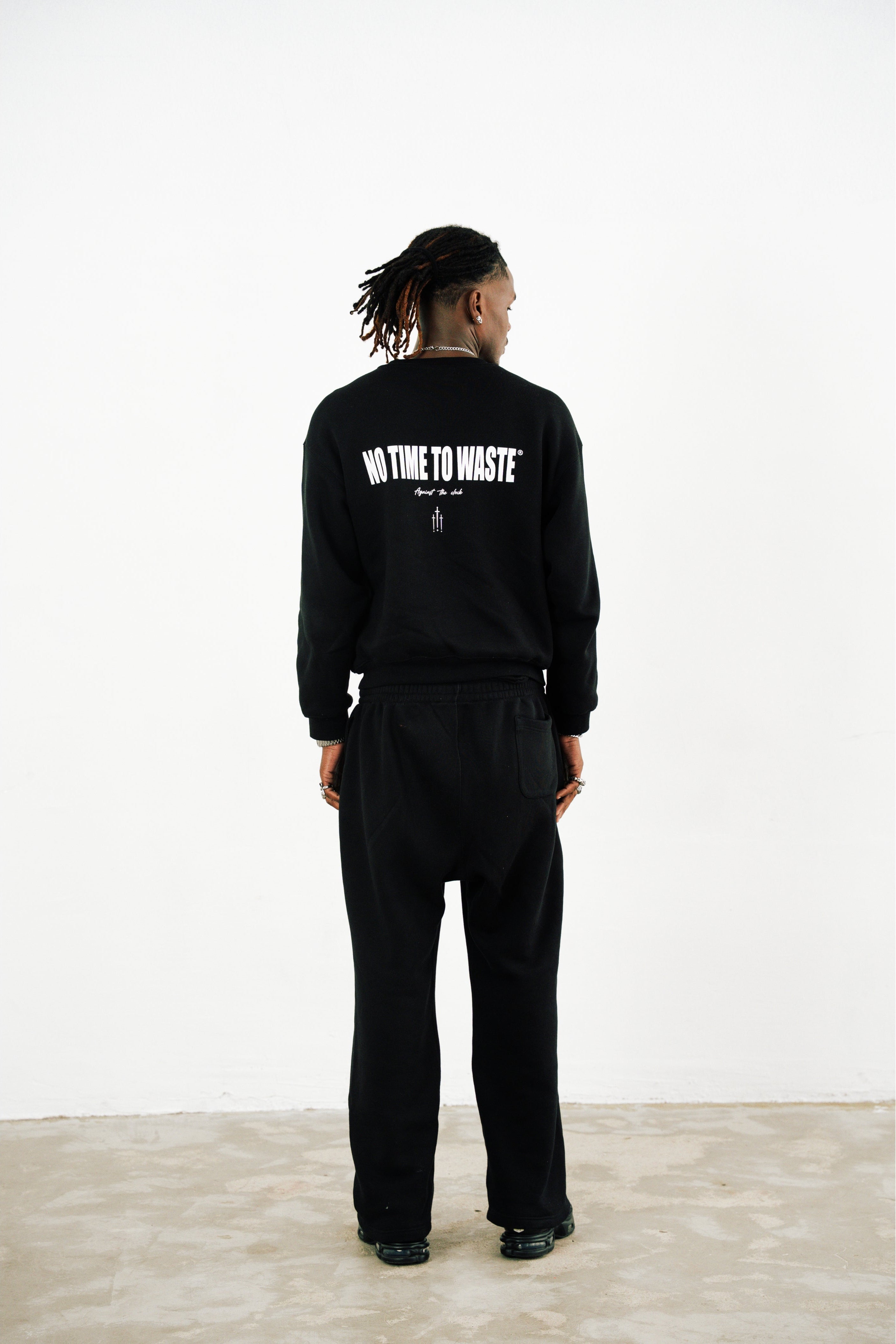 NTW Basic Crewneck Black